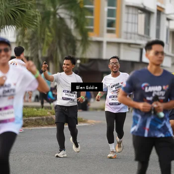 Runner Photo 7830492