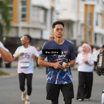 Runner Photo 7830508