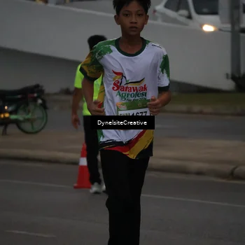 Runner Photo 7830514