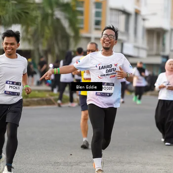 Runner Photo 7830541