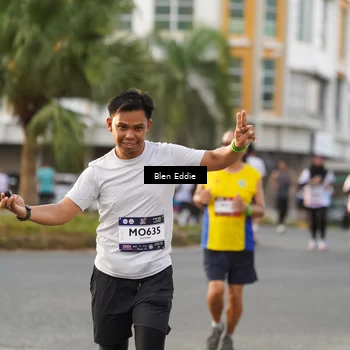 Runner Photo 7830579