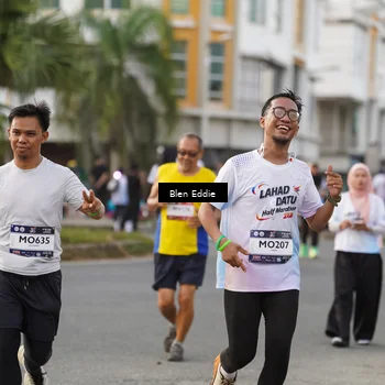Runner Photo 7830587