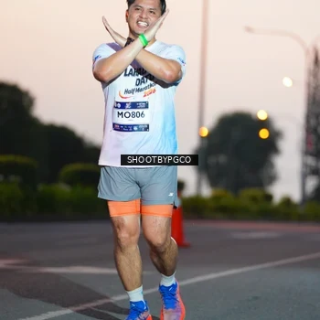 Runner Photo 7830683