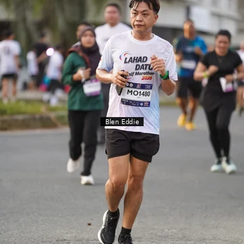 Runner Photo 7830691