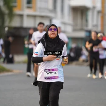 Runner Photo 7830695