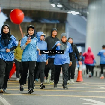 Runner Photo 7830700