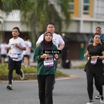 Runner Photo 7830713