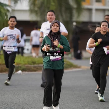 Runner Photo 7830733