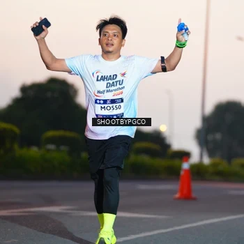 Runner Photo 7830734
