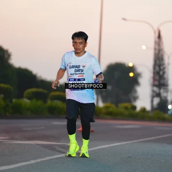 Runner Photo 7830736