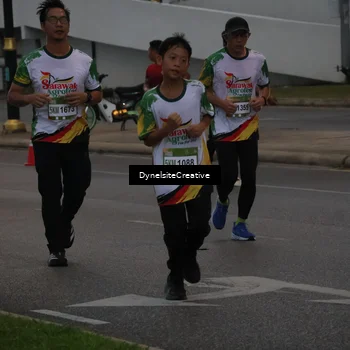 Runner Photo 7830741