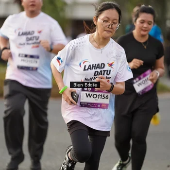 Runner Photo 7830767