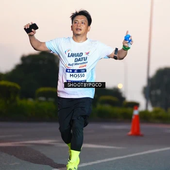 Runner Photo 7830788