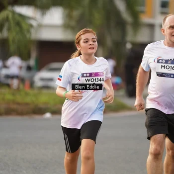 Runner Photo 7830789