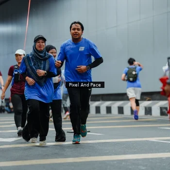 Runner Photo 7830823