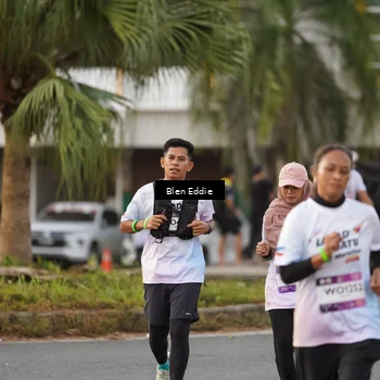 Runner Photo 7830843