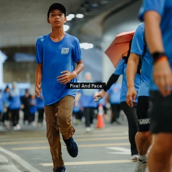 Runner Photo 7831073