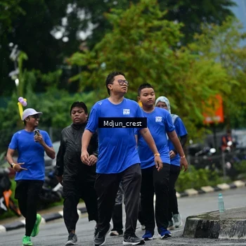 Runner Photo 7831189
