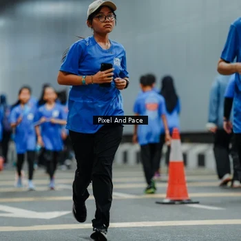 Runner Photo 7831287