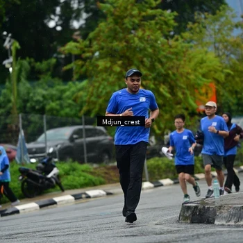 Runner Photo 7831308