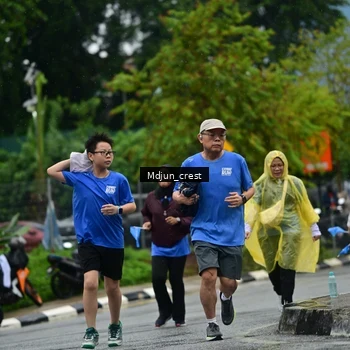Runner Photo 7831315