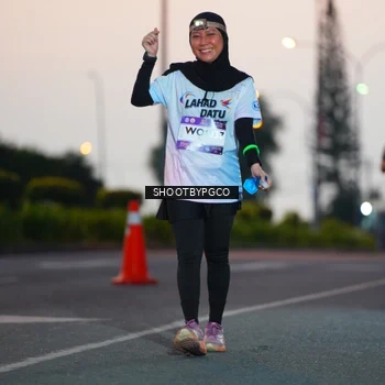 Runner Photo 7831348