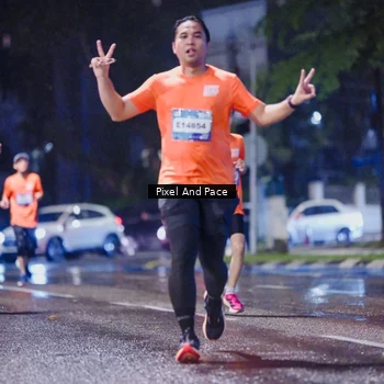 Runner Photo 7831349