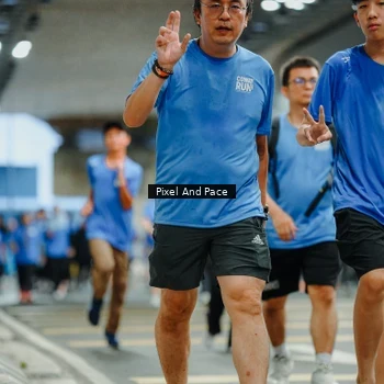 Runner Photo 7831370