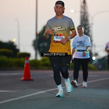 Runner Photo 7831401
