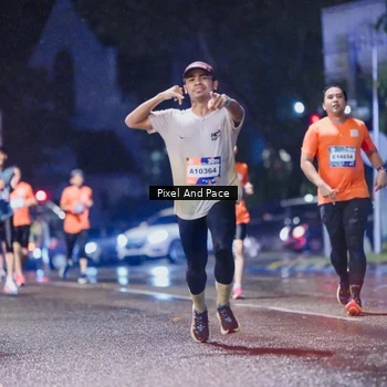 Runner Photo 7831412