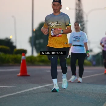 Runner Photo 7831428