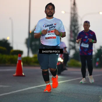 Runner Photo 7831489