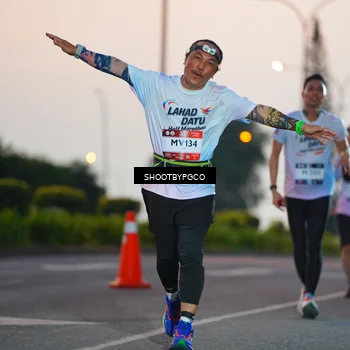 Runner Photo 7831635