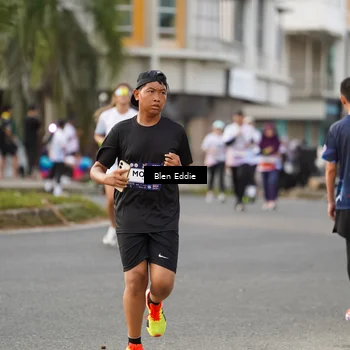 Runner Photo 7831688