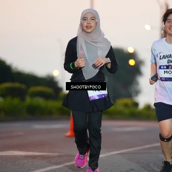 Runner Photo 7831750
