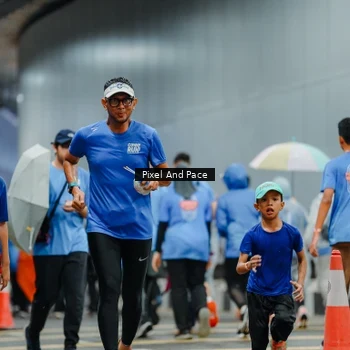 Runner Photo 7831943