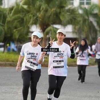 Runner Photo 7831998