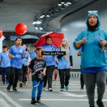 Runner Photo 7832042