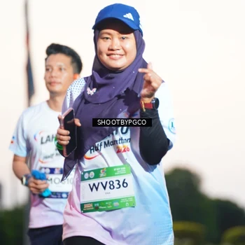 Runner Photo 7832070