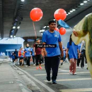 Runner Photo 7832083