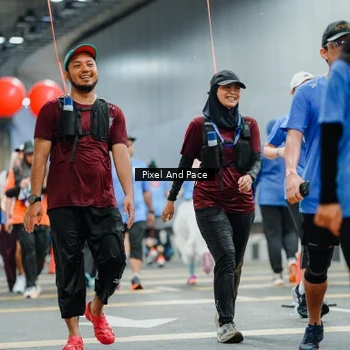 Runner Photo 7832108