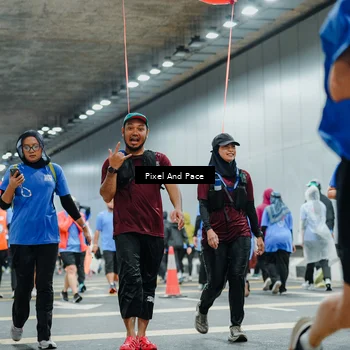 Runner Photo 7832142