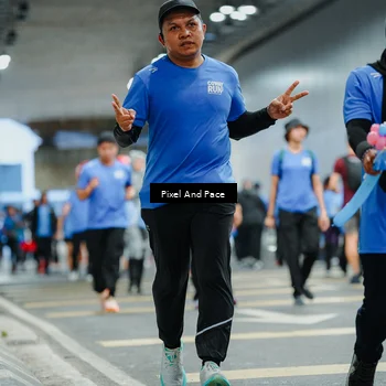 Runner Photo 7832233