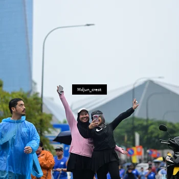 Runner Photo 7832354