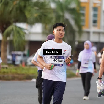 Runner Photo 7832375