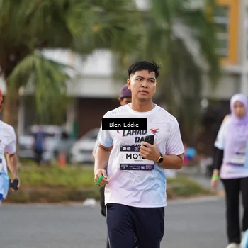 Runner Photo 7832393