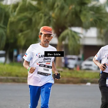 Runner Photo 7832396
