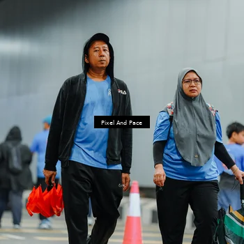 Runner Photo 7832403