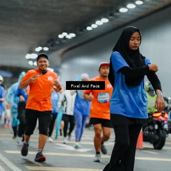 Runner Photo 7832428