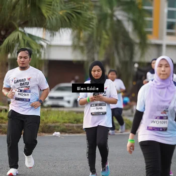 Runner Photo 7832440